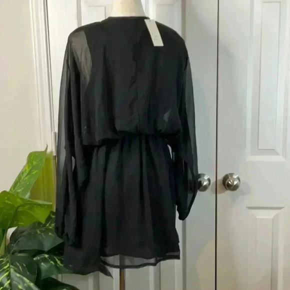a new day Chiffon Above Knee & Mini
Dresses Size S - Picture 5 of 12